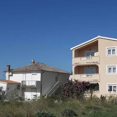 Apartmán In Barbat - Insel Rab 16122 *